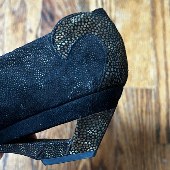 Stuart Weitzman for Mr. Seymour Vintage Heels - Picture 6 of 7